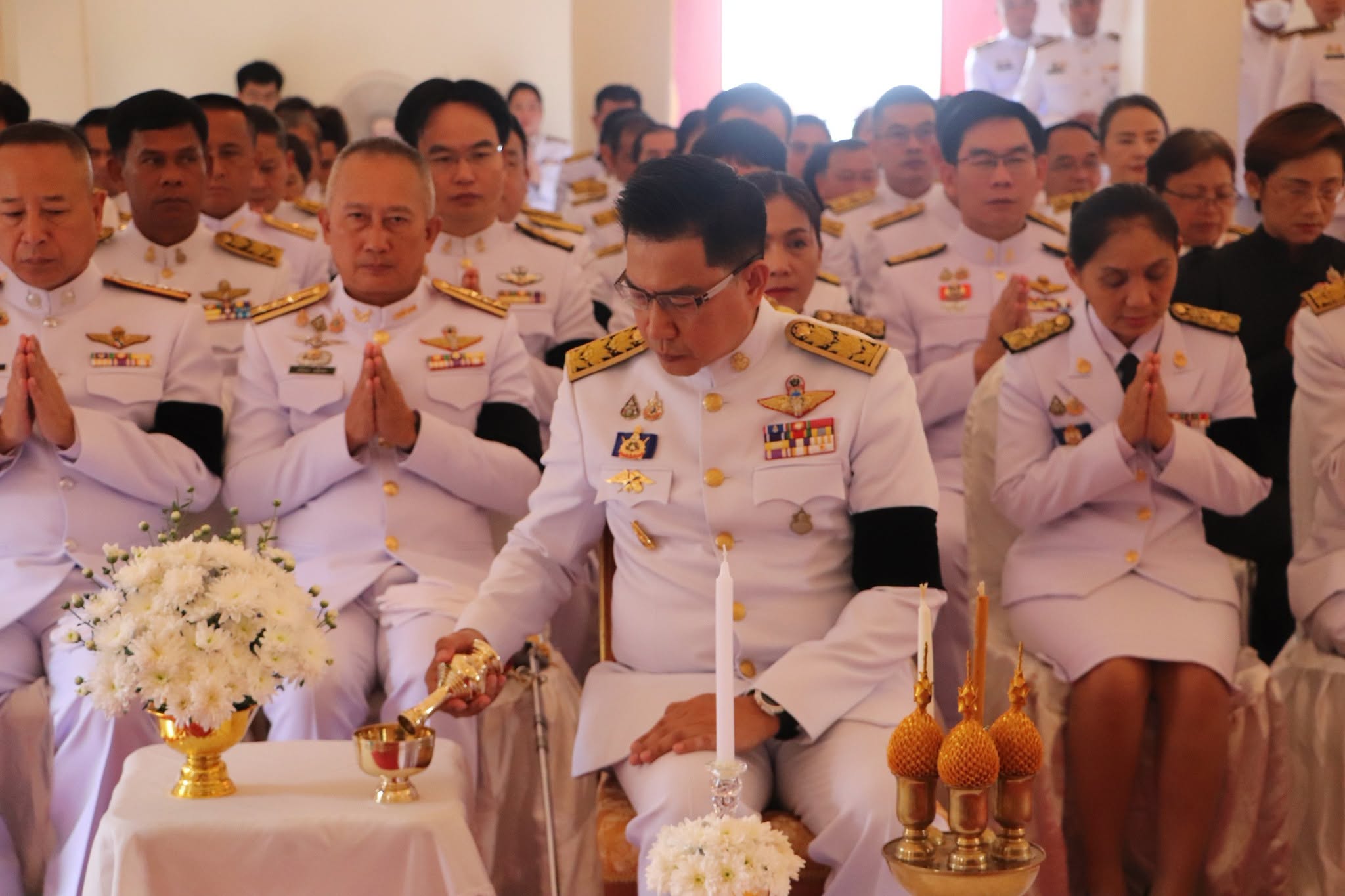 title - ส.ป.ก.ยโสธร ร่วมพิธีบำเพ็ญกุศลและทำบุญตักบาตร ครบ 50 วัน (ปัญญาสมวาร) ถวายเป็นพระกุศลแด่ สมเด็จพระเจ้าลูกเธอ เจ้าฟ้าพัชรกิติยาภา นเรนทิราเทพยวดี กรมหลวงราชสาริณีสิริพัชร มหาวัชรราชธิดา ณ พระอุโบสถ วัดศรีธรรมมาราม (พระอารามหลวง)